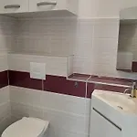 Spacieux A Argeles, Terrasse + Parking Prive - Fr-1-776-27 *