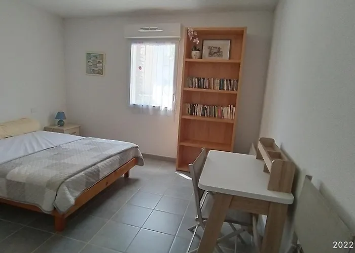 Spacieux A Argeles, Terrasse + Parking Prive - Fr-1-776-27